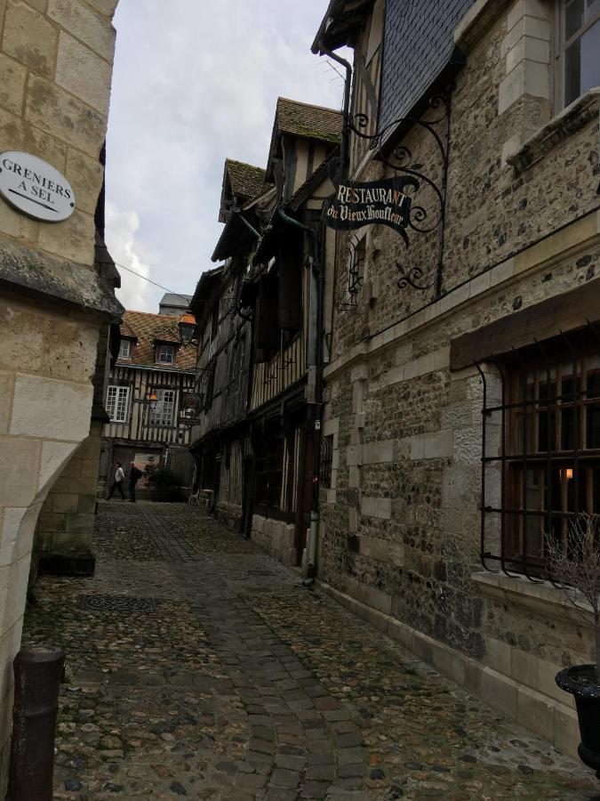Maison Charmante Pres De Sainte Catherine Vila Honfleur Exterior foto